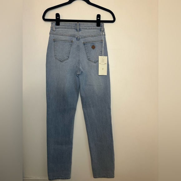Abrand 95 Mid Stovepipe Tall Jeans 🤍 - Picture 2 of 7